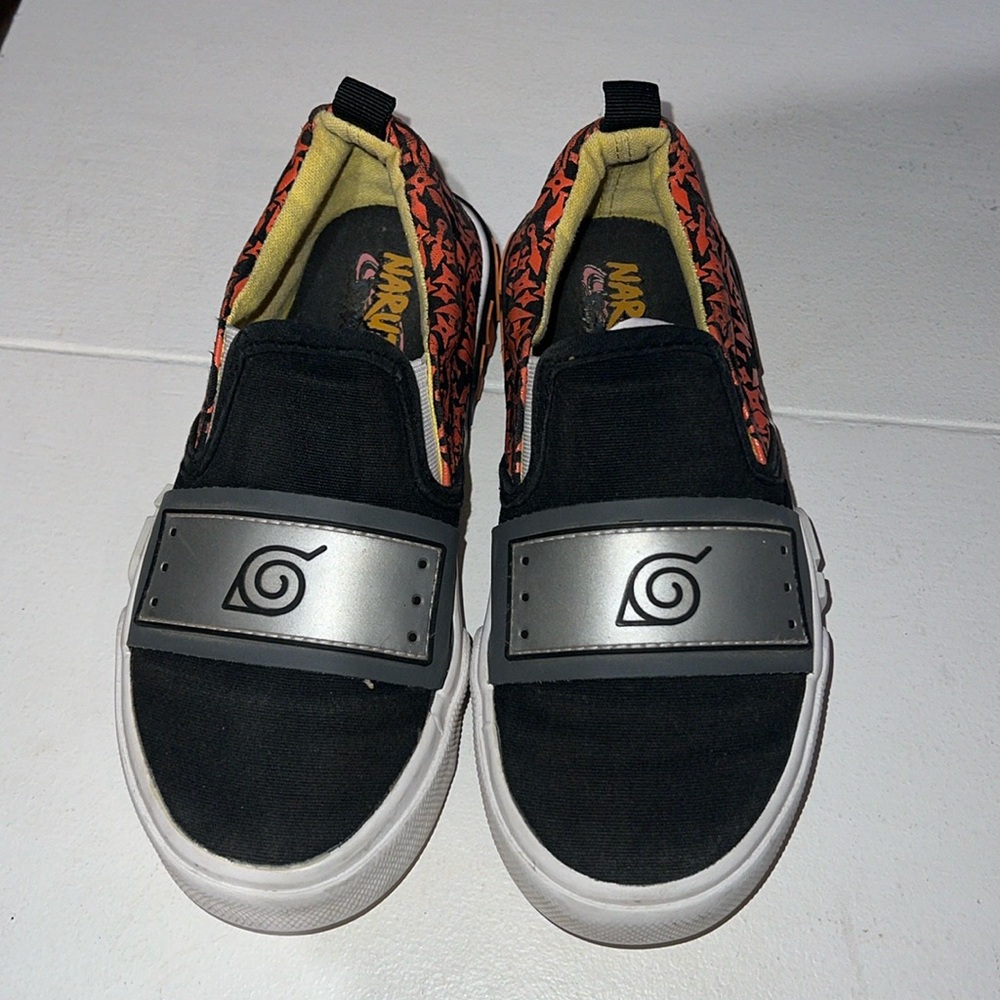 Naruto Y2K slip on shoes, kids size 1